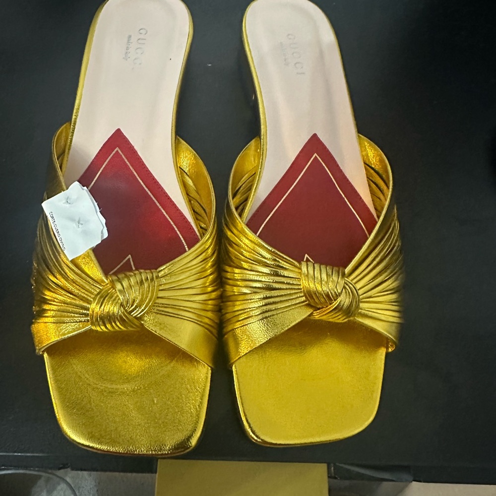 (Sold) Gucci Women's Metallic Gold Sandals